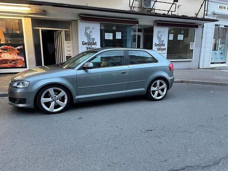 Gebraucht Audi A3 Ambiente 140 PS (102 kW) 2008 Grau Kleinwagen
