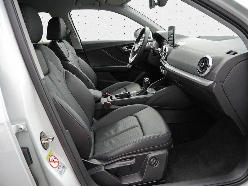 Gebraucht Audi Q2 Advanced 190 PS (139 kW) 2025 Gletscherweiß metallic SUV