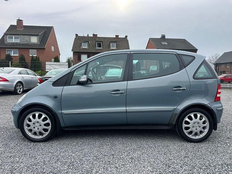 Gebraucht Mercedes A160 102 PS (75 kW) 2004 Blau Kleinwagen
