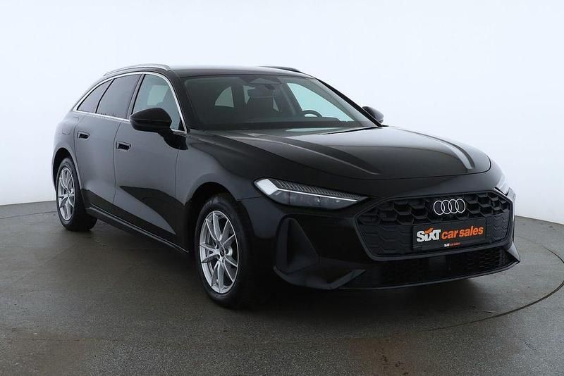 Gebraucht Audi A5 Ambiente 204 PS (150 kW) 2025 Schwarz Kombi