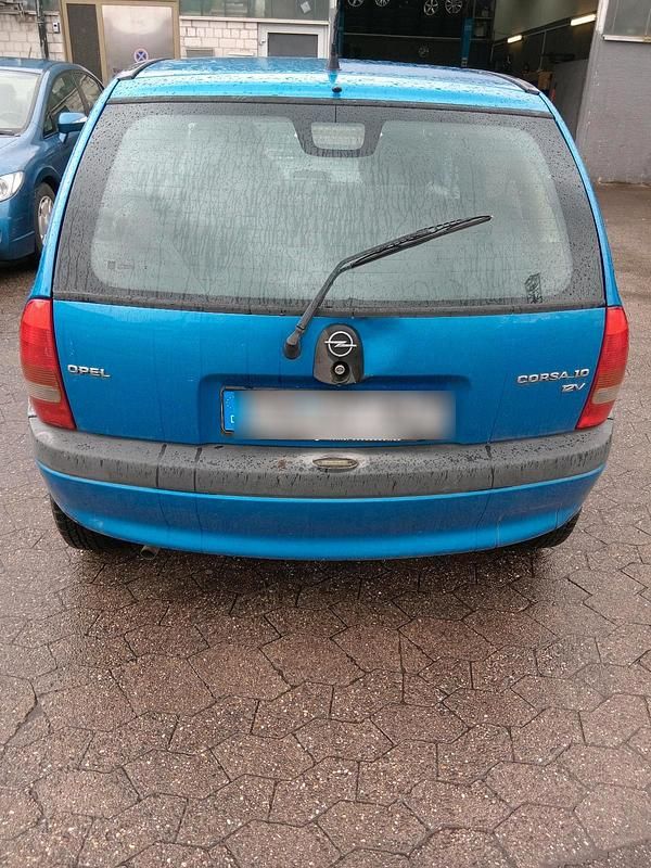 Gebraucht Opel Corsa 65 PS (47 kW) 1998 Blau Kleinwagen