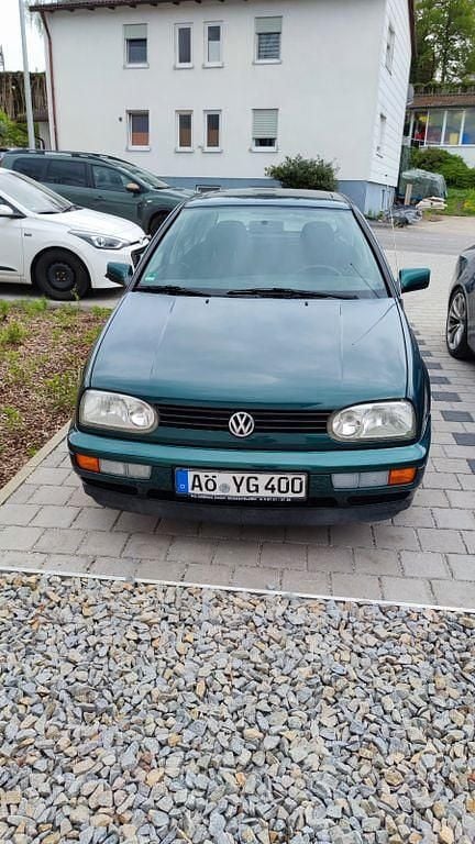 Grün Gebraucht 1996 VW Golf III Limousine | 2.500 € (Guter Preis) - Bild 1/4