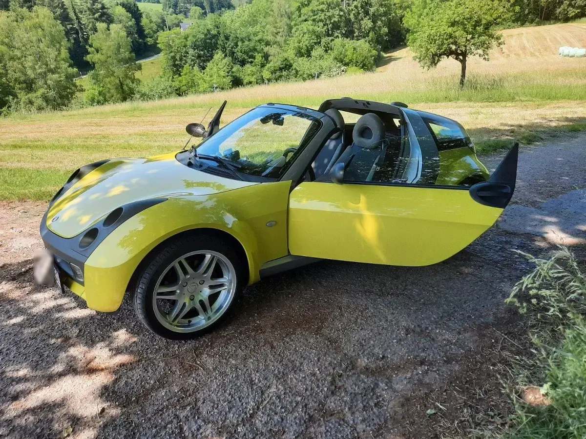 Gebraucht Smart Roadster 82 PS (60 kW) 2004 Gelb Cabrio