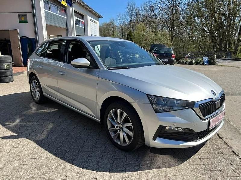 Gebraucht Skoda Scala Style 110 PS (80 kW) 2022 Silber Kleinwagen
