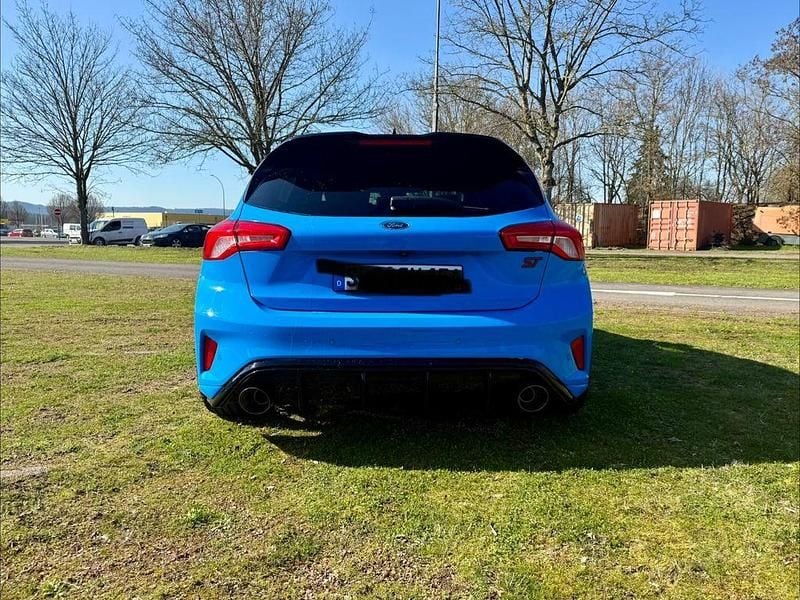 Gebraucht Ford Focus ST 280 PS (205 kW) 2021 Blau Limousine