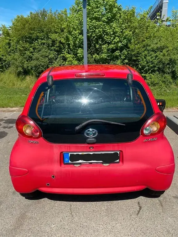 Brugt Toyota Aygo 68 HK (50 kW) 2008 Rød Hatchback