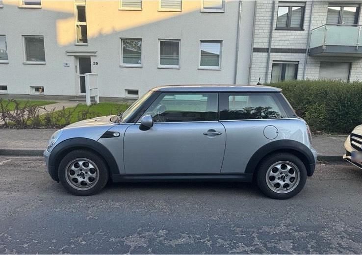 Gebraucht Mini ONE 75 PS (55 kW) 2009 Silber Kleinwagen