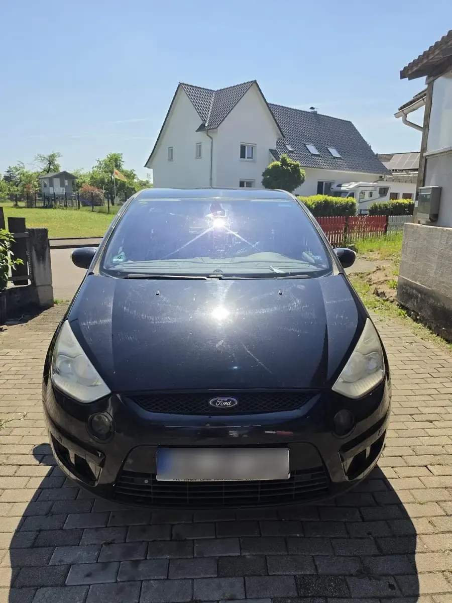 Käytetty Ford S-MAX S 140 HP (102 kW) 2007 Musta Tila-auto