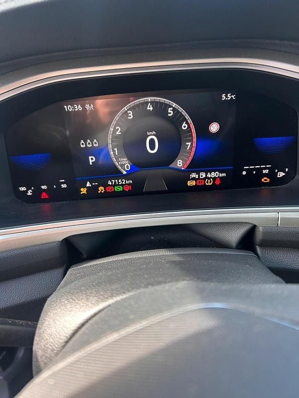 Gebraucht VW T-Roc Move 150 PS (110 kW) 2023 Weiß SUV