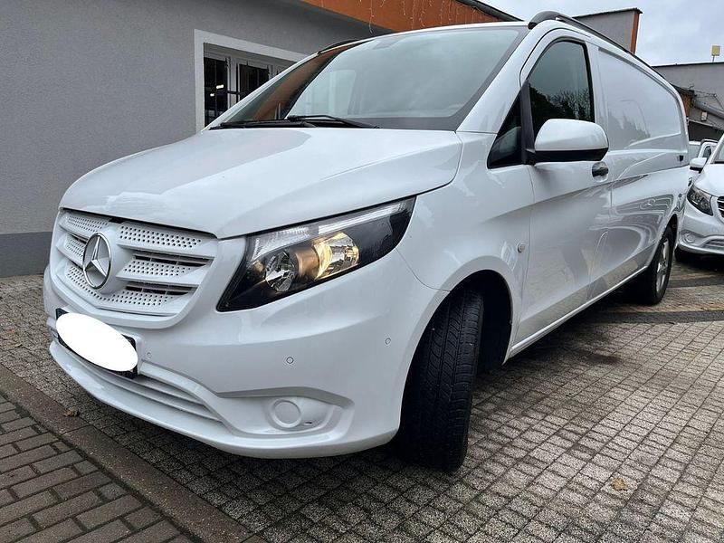 Gebraucht Mercedes Vito 136 PS (100 kW) 2019 Weiß Van