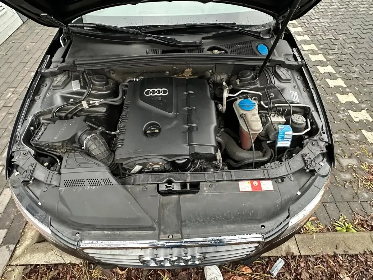 Gebraucht Audi A4 160 PS (117 kW) 2010 Grau Kombi