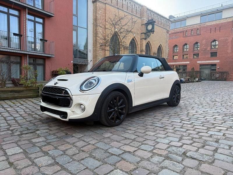 Gebraucht Mini Cooper S 192 PS (141 kW) 2019 Weiß Kleinwagen