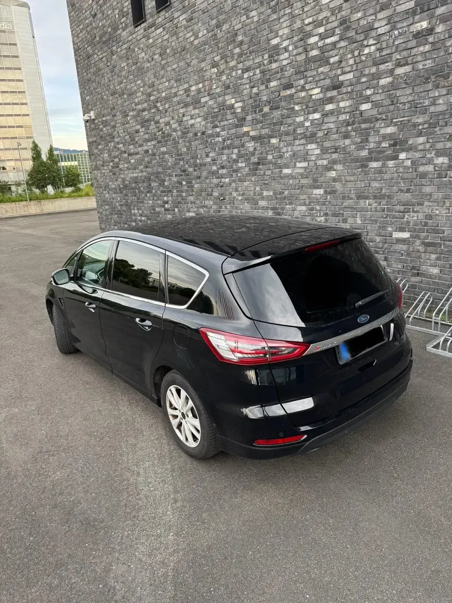 Gebraucht Ford S-MAX S 150 PS (110 kW) 2016 Schwarz Van / Kleinbus