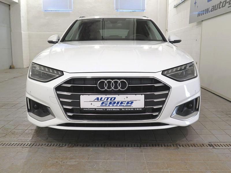 Gebraucht Audi A4 Advanced 170 PS (125 kW) 2022 Weiß Kombi