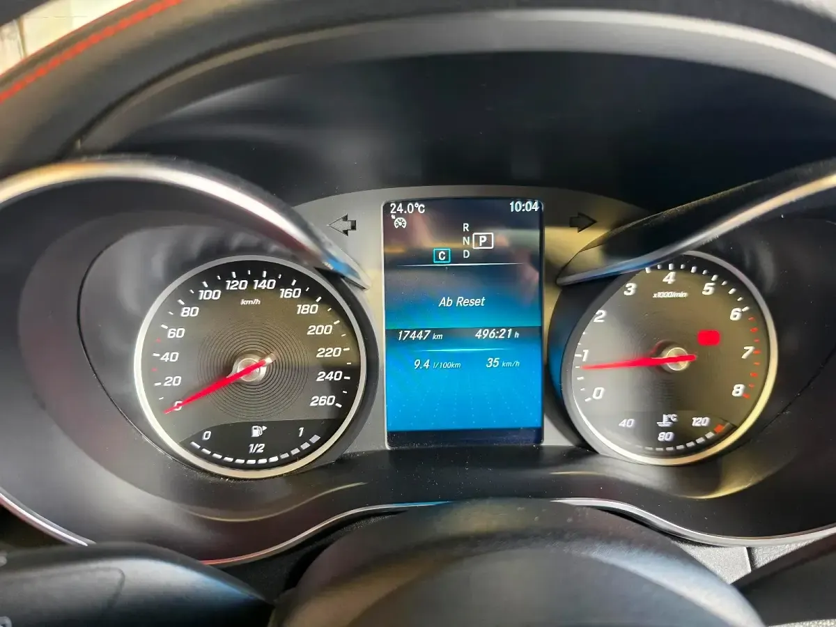 Gebraucht Mercedes C180 AMG line 156 PS (114 kW) 2023 Schwarz Cabrio