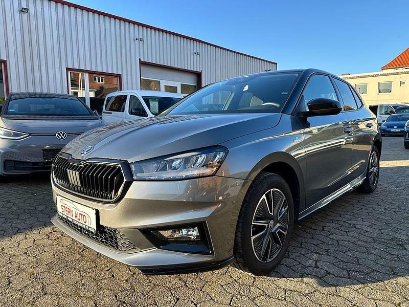 Grau Gebraucht 2023 Skoda Fabia Monte Carlo Limousine | 15.499 € (Superpreis) - Bild 1/4