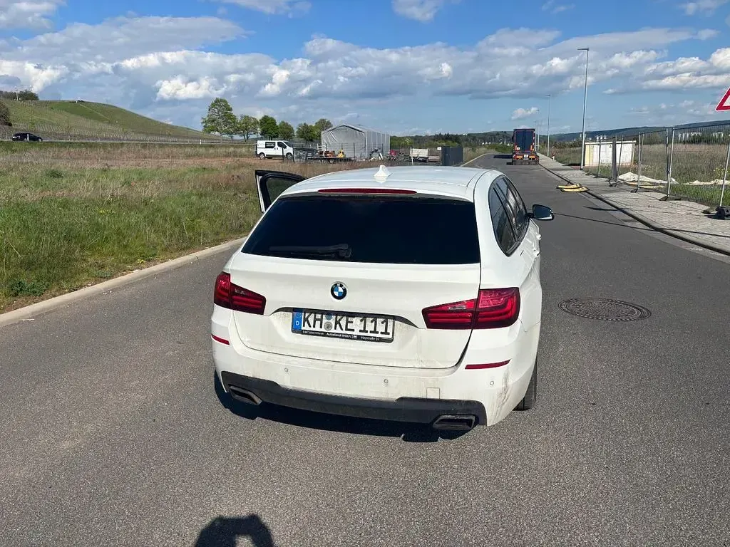 Gebraucht BMW M550 Performance 381 PS (280 kW) 2016 Weiß Limousine