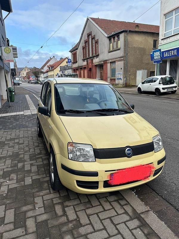 Gelb Gebraucht 2004 Fiat Panda Kleinwagen | 1.300 € - Bild 1/4