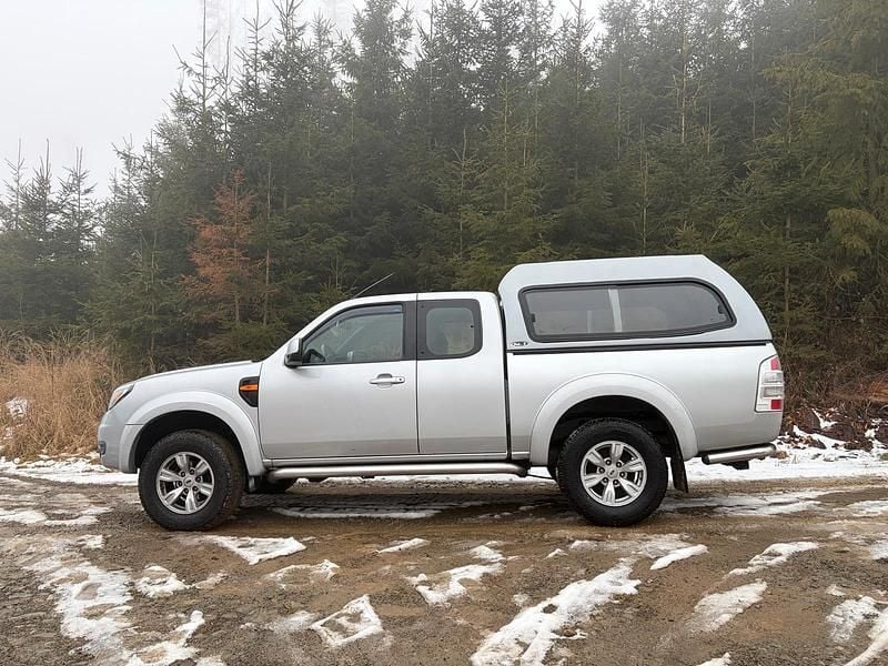 Silber Gebraucht 2010 Ford Ranger Abholung | 10.900 € (Etwas zu teuer) - Bild 1/4