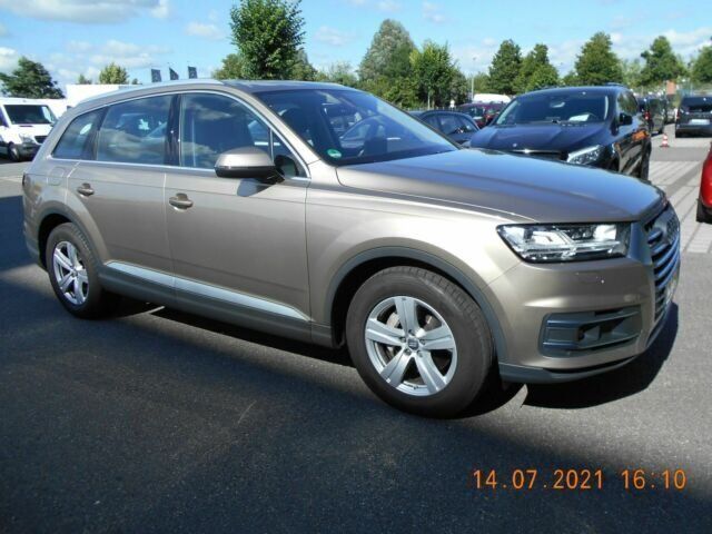 Gebraucht Audi Q7 Ambiente 272 PS (200 kW) 2018 Beige metallic SUV