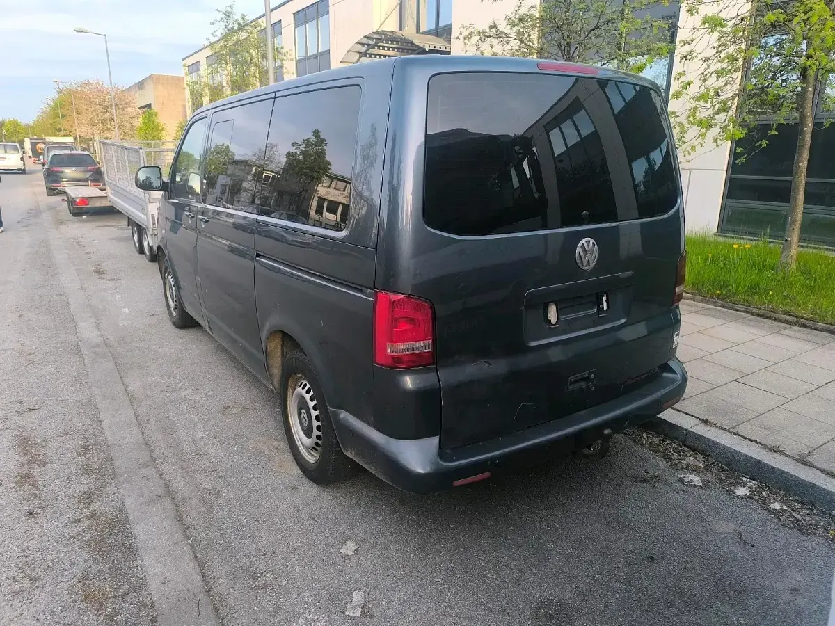 Usata VW T5 131 CV (96 kW) 2004 Grigio Furgone