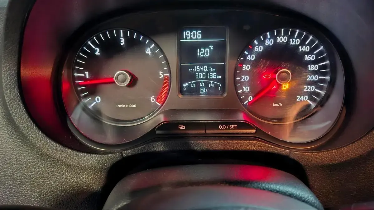 Gebraucht VW Polo 90 PS (66 kW) 2011 Blau Kleinwagen