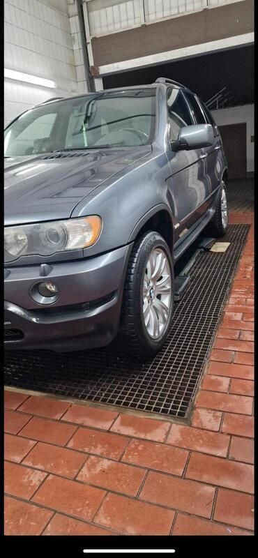 Grau Gebraucht 2003 BMW X5 SUV | 6.200 € (Fairer Preis) - Bild 1/3