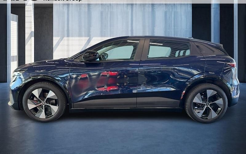 Gebraucht Renault Megane E-Tech Equilibre 96 kW (131 PS) 2022 Nachtblau (blau) Limousine