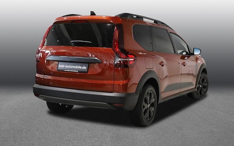 Gebraucht Dacia Jogger Extreme 101 PS (74 kW) 2023 Braun Van / Kleinbus