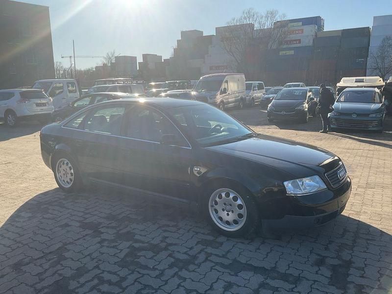 Gebraucht Audi A6 165 PS (121 kW) 2002 Schwarz Limousine