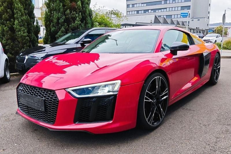 Rot Gebraucht 2017 Audi R8 Coupé Sport Coupé | 79.990 € (Fairer Preis) - Bild 1/4