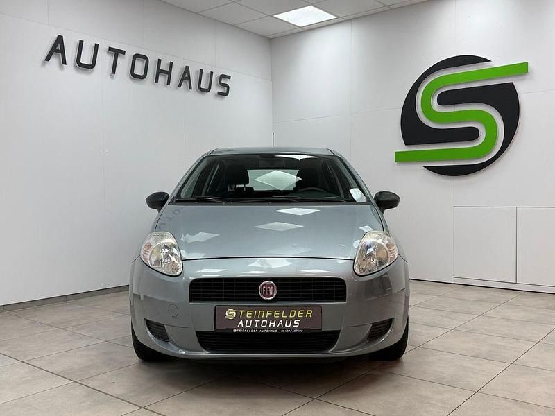 Gebraucht Fiat Grande Punto 69 PS (50 kW) 2012 Grau Kleinwagen