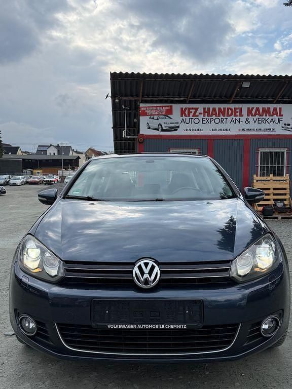 Gebraucht VW Golf VI Highline 122 PS (89 kW) 2010 Blau Kleinwagen