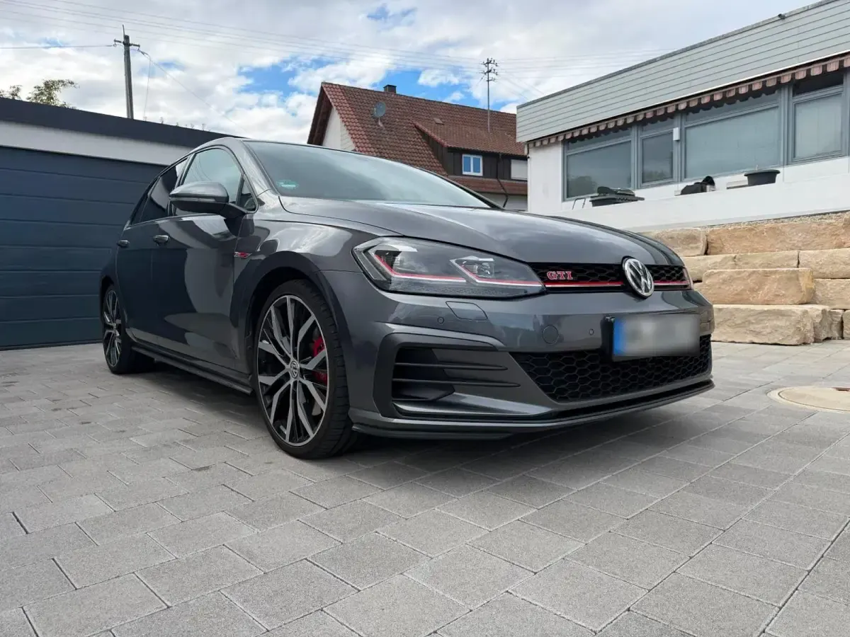 Gebraucht VW Golf VII GTI 245 PS (180 kW) 2018 Grau Limousine