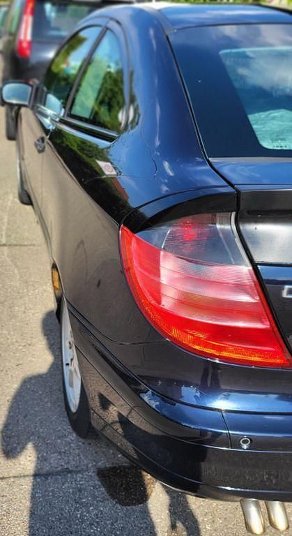 Gebraucht Mercedes C220 143 PS (105 kW) 2004 Schwarz Coupé