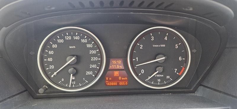 Gebraucht BMW 523 190 PS (139 kW) 2009 Silber Limousine