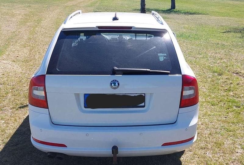 Gebraucht Skoda Octavia RS 170 PS (125 kW) 2012 Weiß Kombi