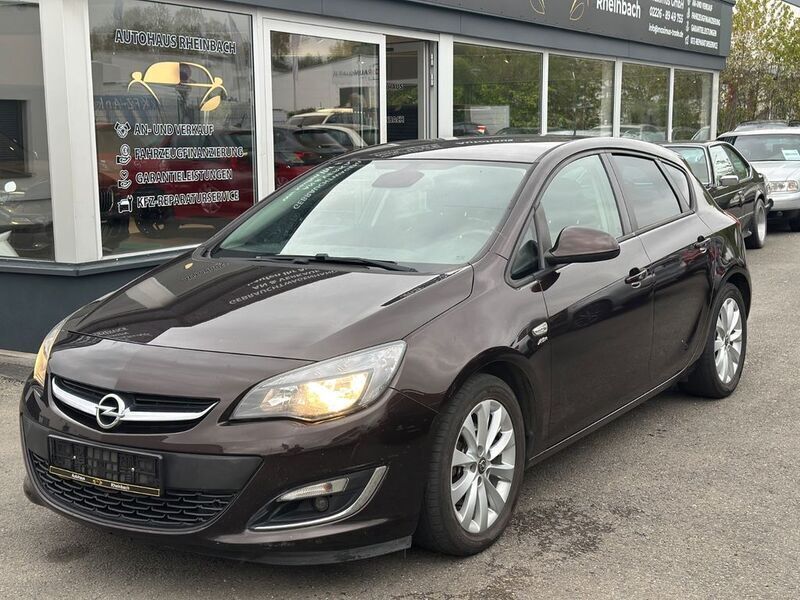 Mahogany brown (p2/so) Gebraucht 2013 Opel Astra Active Limousine | 4.300 € (Fairer Preis) - Bild 1/4