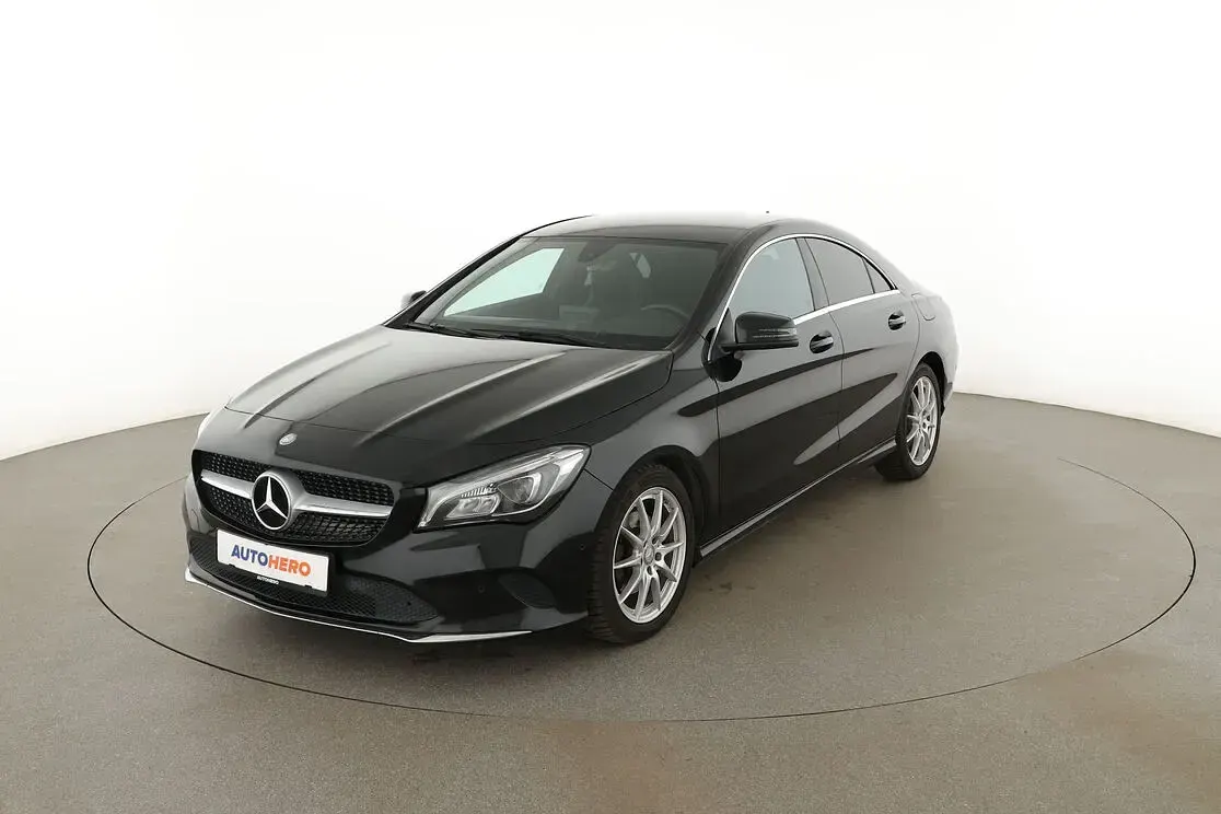 Gebraucht Mercedes CLA180 Urban 122 PS (89 kW) 2017 Limousine
