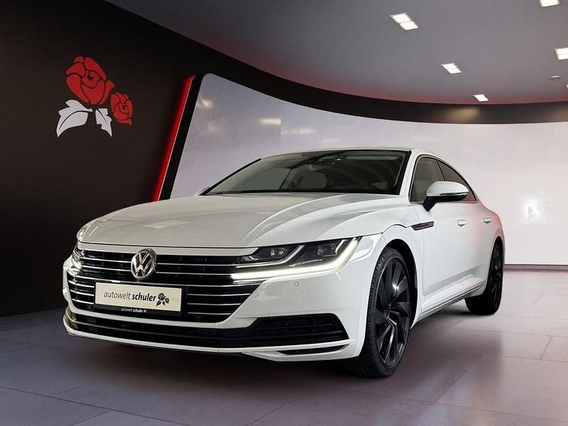 Gebraucht VW Arteon Basis 150 PS (110 kW) 2018 Pure white Kleinwagen
