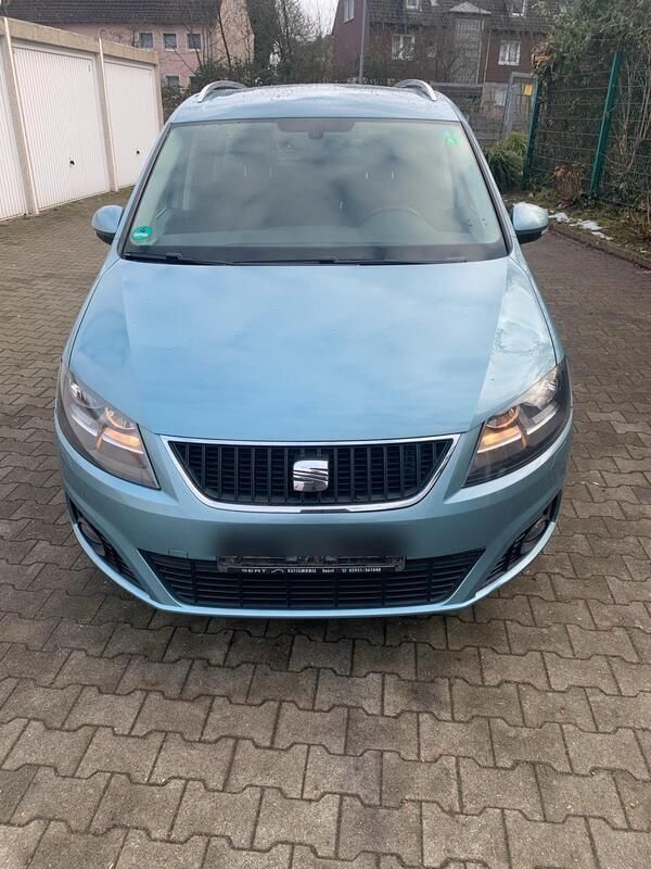 Andere außenfarben Gebraucht 2012 Seat Alhambra Van / Kleinbus | 12.500 € (Etwas zu teuer) - Bild 1/4