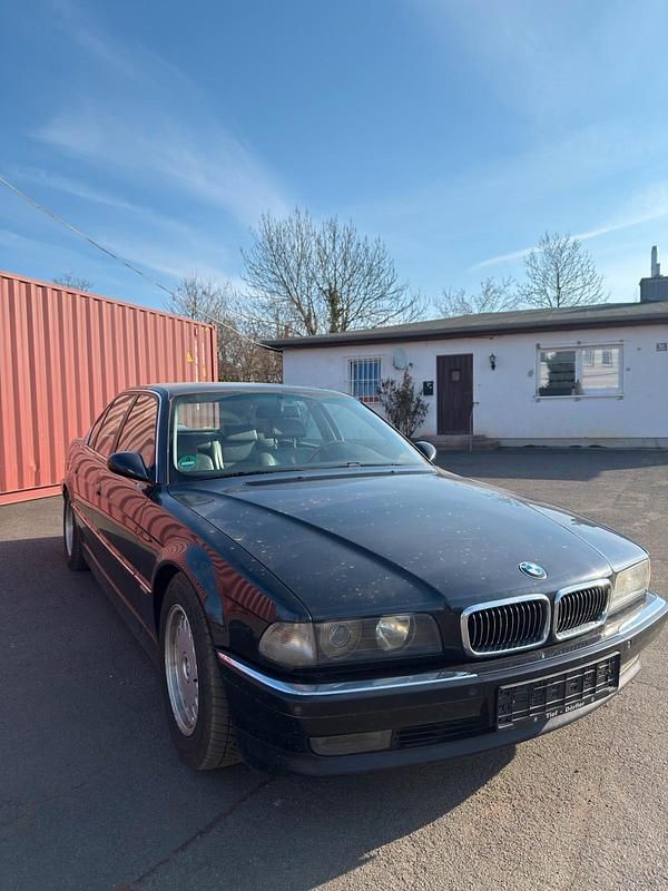 Gebraucht BMW 728 200 PS (147 kW) 1997 Schwarz Limousine