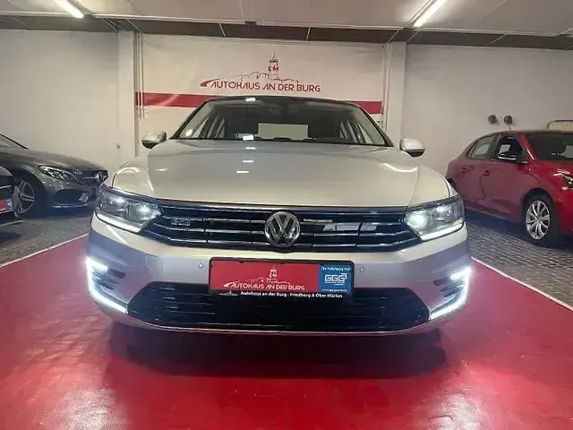 Gebraucht VW Passat GTE 218 PS (160 kW) 2015 Reflexsilber metallic Limousine
