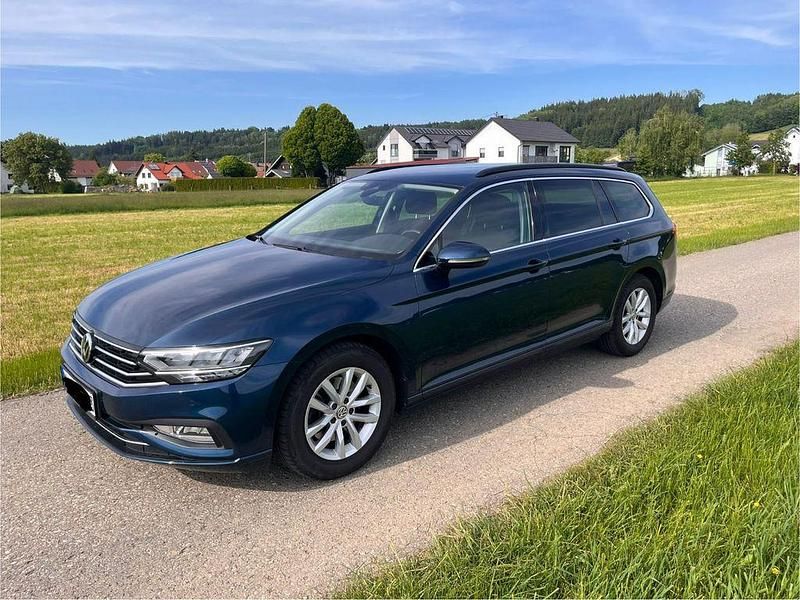 Gebraucht VW Passat Business 150 PS (110 kW) 2020 Kombi