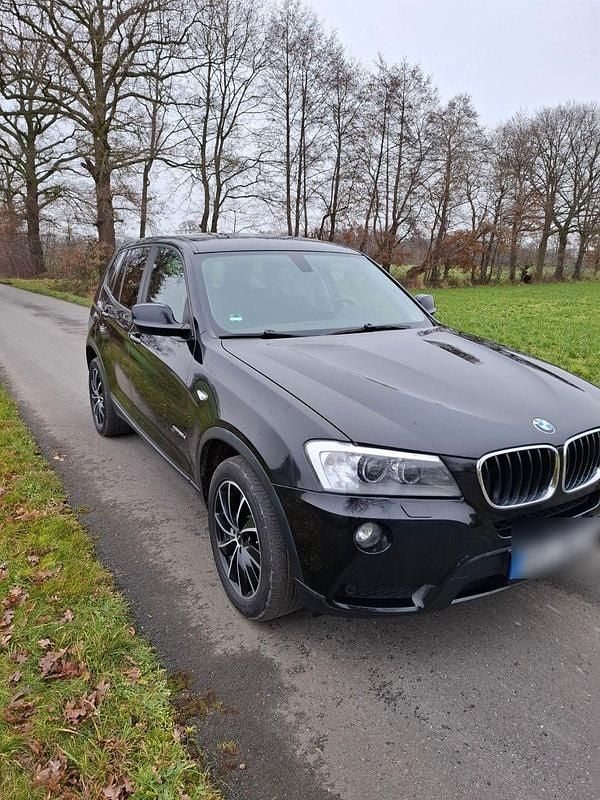 Schwarz Gebraucht 2012 BMW X3 SUV | 12.300 € (Fairer Preis) - Bild 1/4