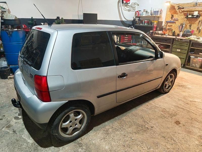 Używany VW Lupo Basis 75 KM (55 kW) 2003 Srebrny Hatchback