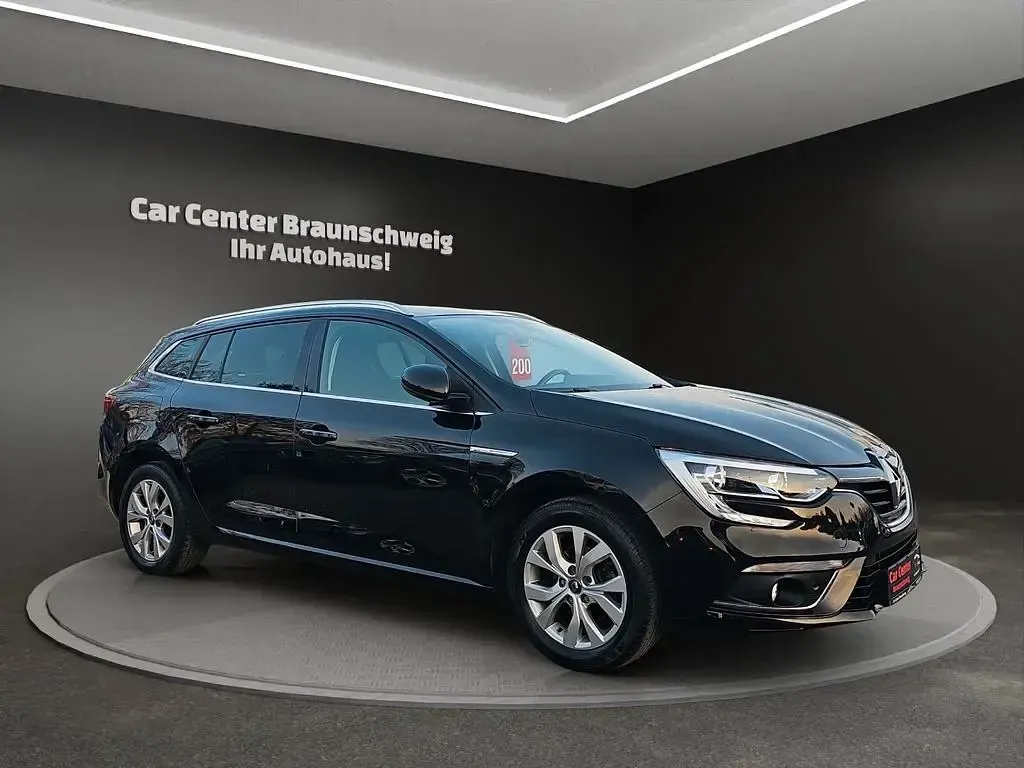 Gebraucht Renault Mégane LIMITED 116 PS (85 kW) 2018 Schwarz Limousine