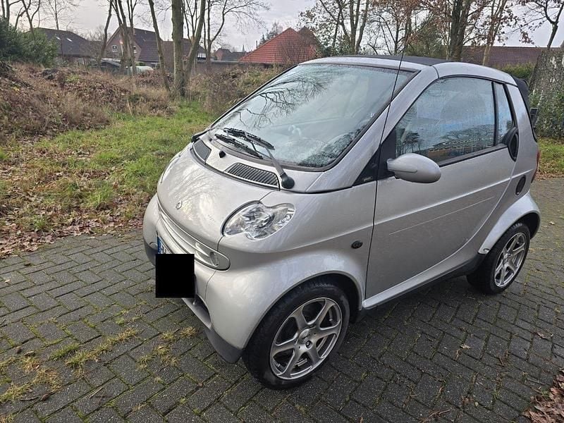 Silber Gebraucht 2006 Smart ForTwo Cabrio Passion Cabrio | 2.899 € (Guter Preis) - Bild 1/4