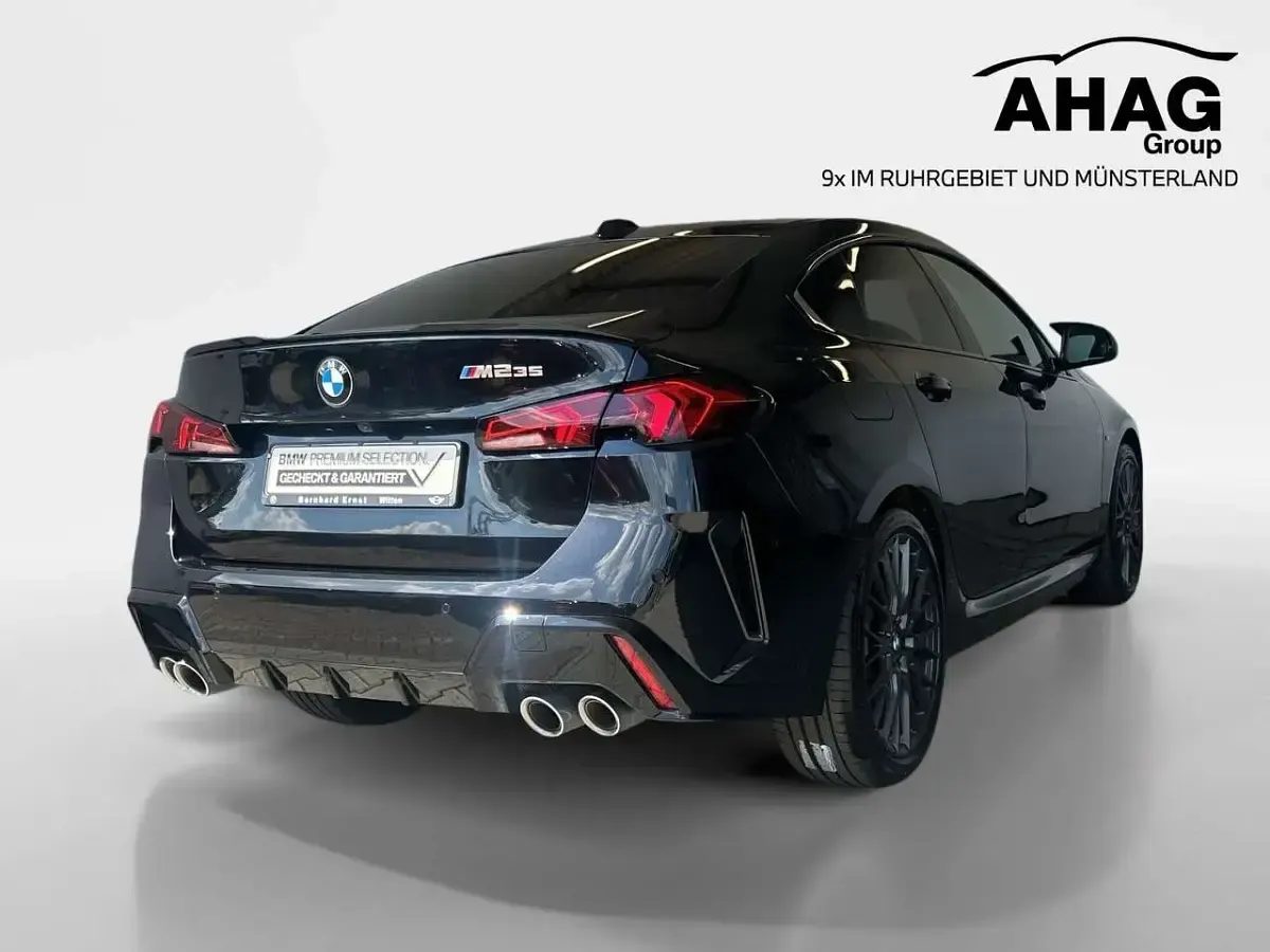 Gebraucht BMW M235 Shadowline 300 PS (220 kW) 2025 Schwarz Coupé