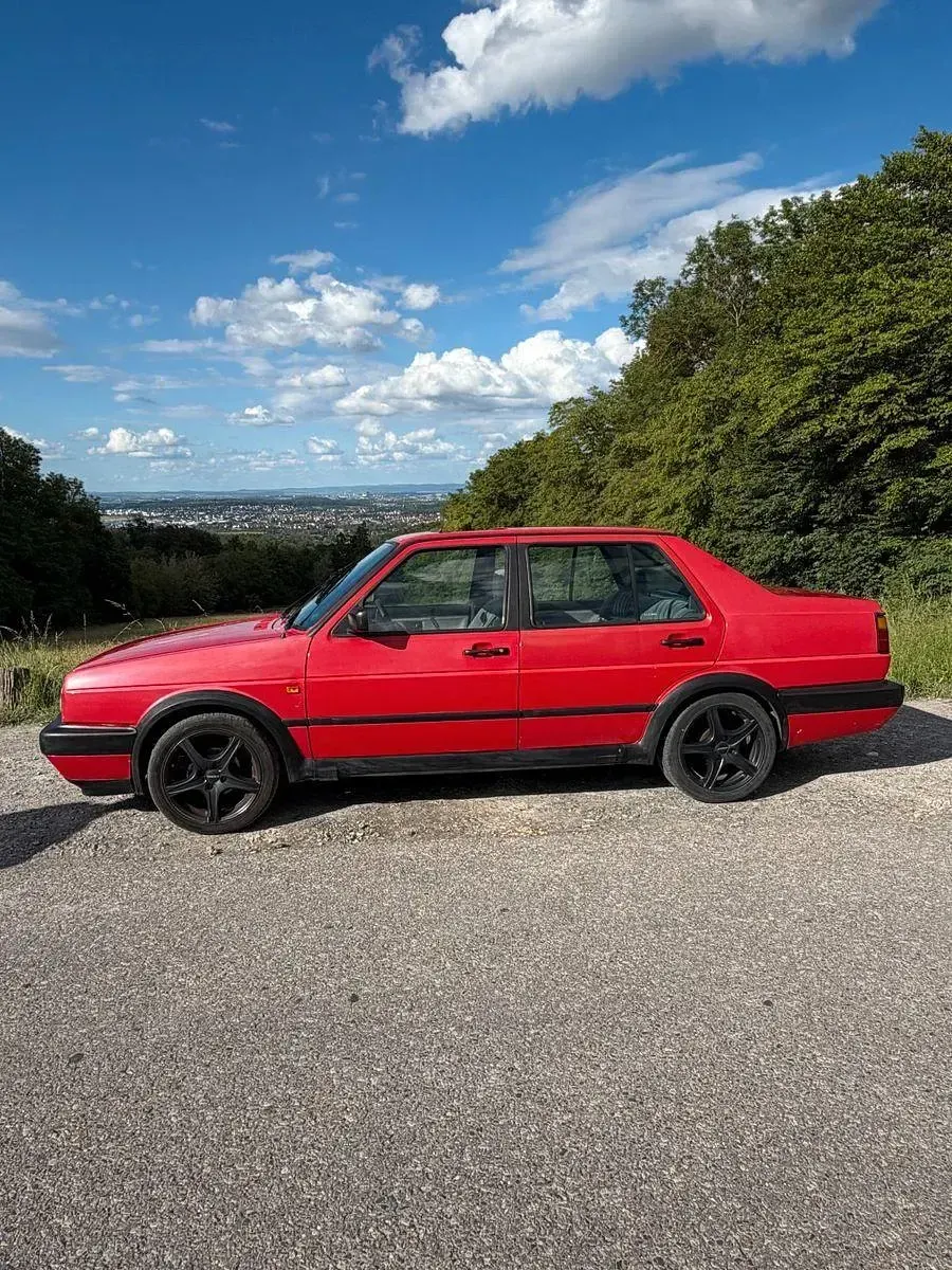 Gebraucht VW Jetta 69 PS (50 kW) 1991 Rot Limousine